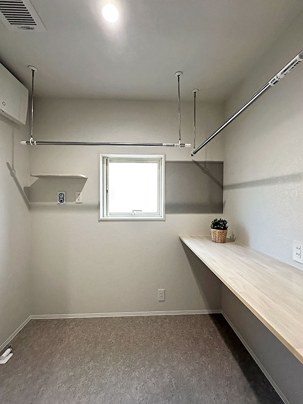脱衣場兼ランドリールーム